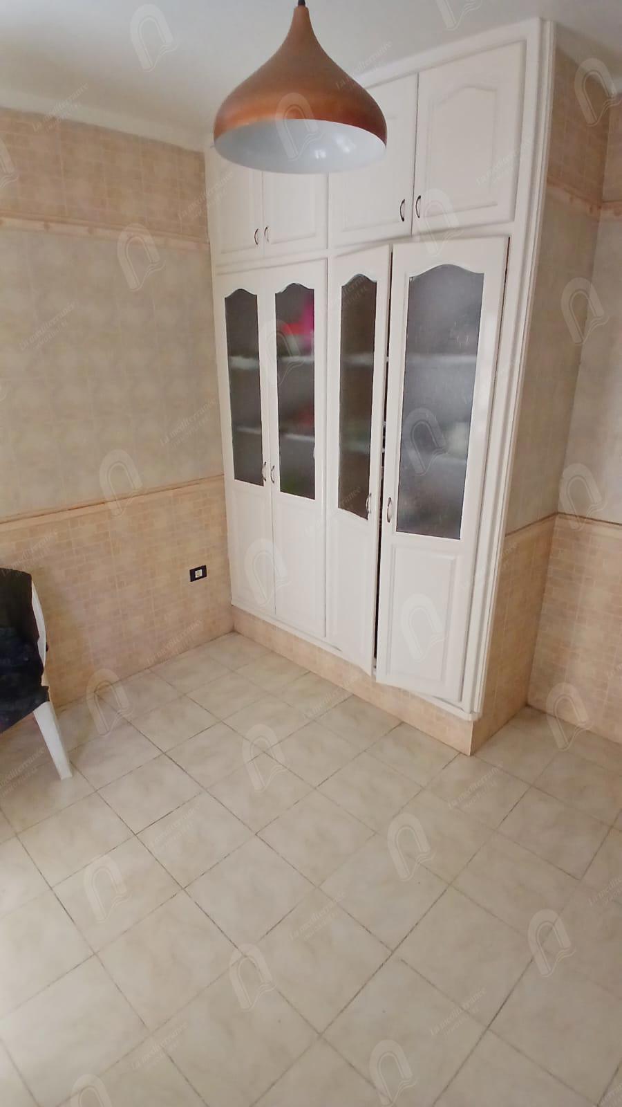 A loue rvilla S+4 de style duplex, indépendante au bardo