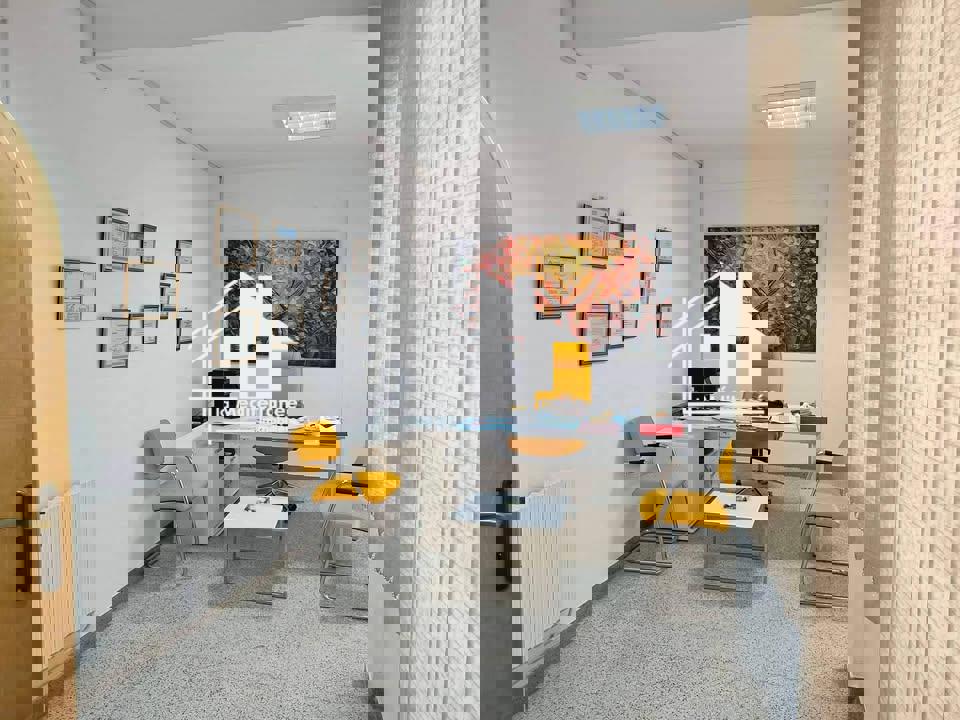 A louer des bureaux h1/h2 à Belvédère