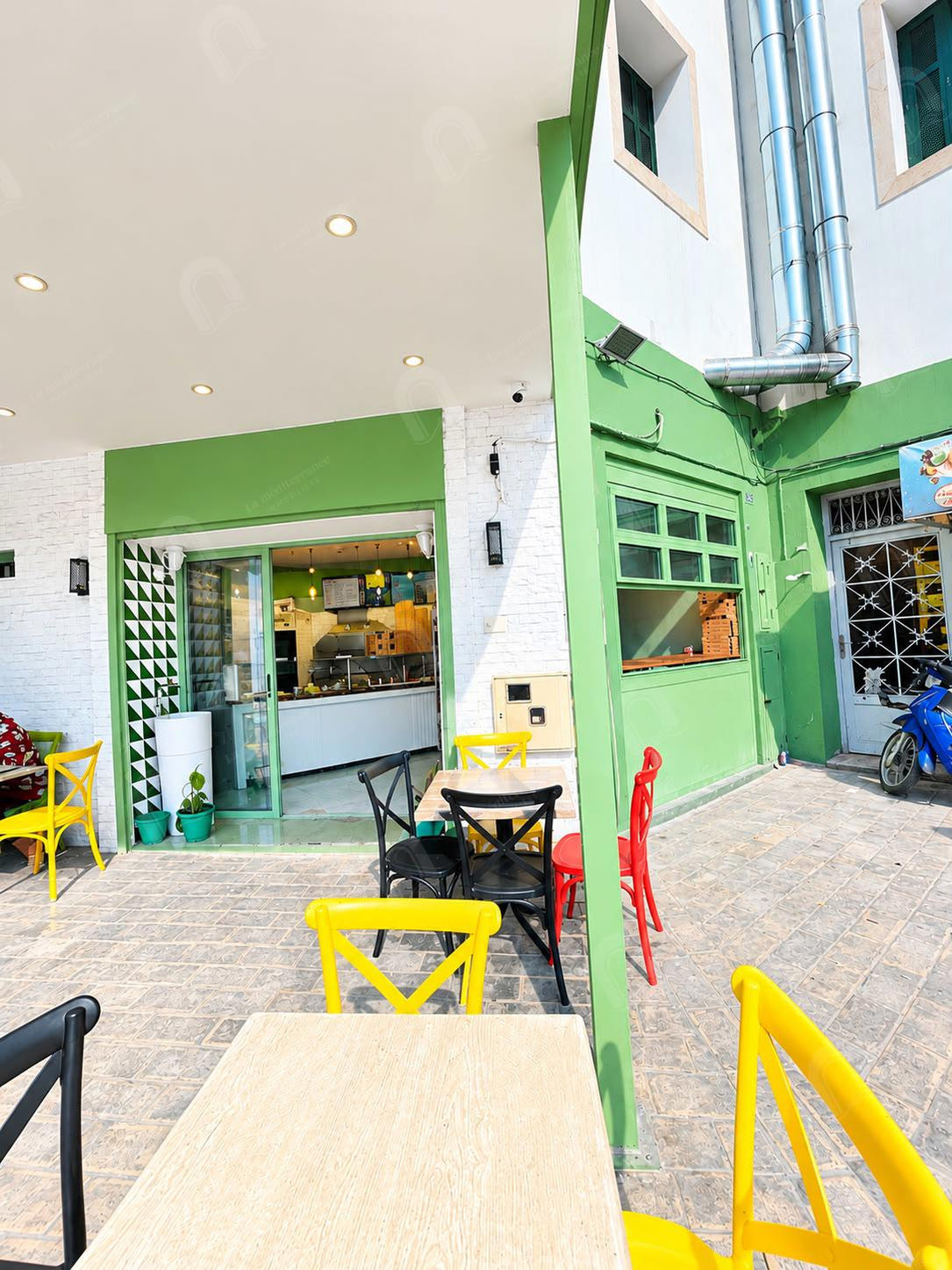 A vendre un fonds de commerce de pizzeria à beb souika