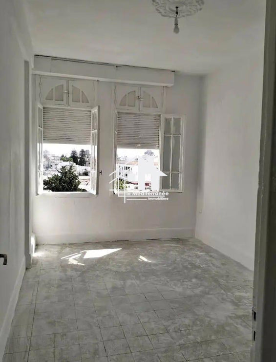 A vendre appartement S+2 à Hafsia, Tunis