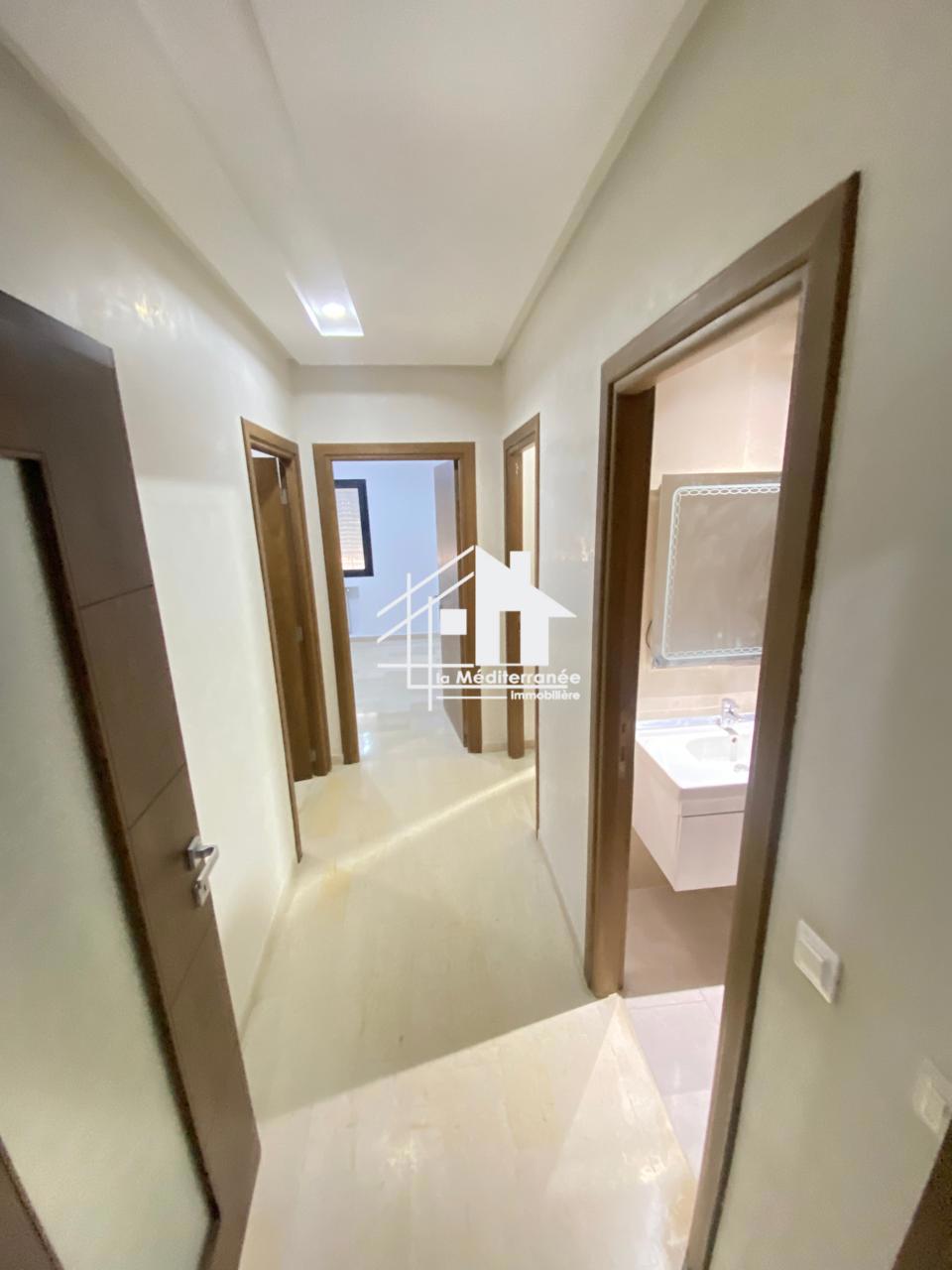 A vendre appartement S+3 HST à Manouba