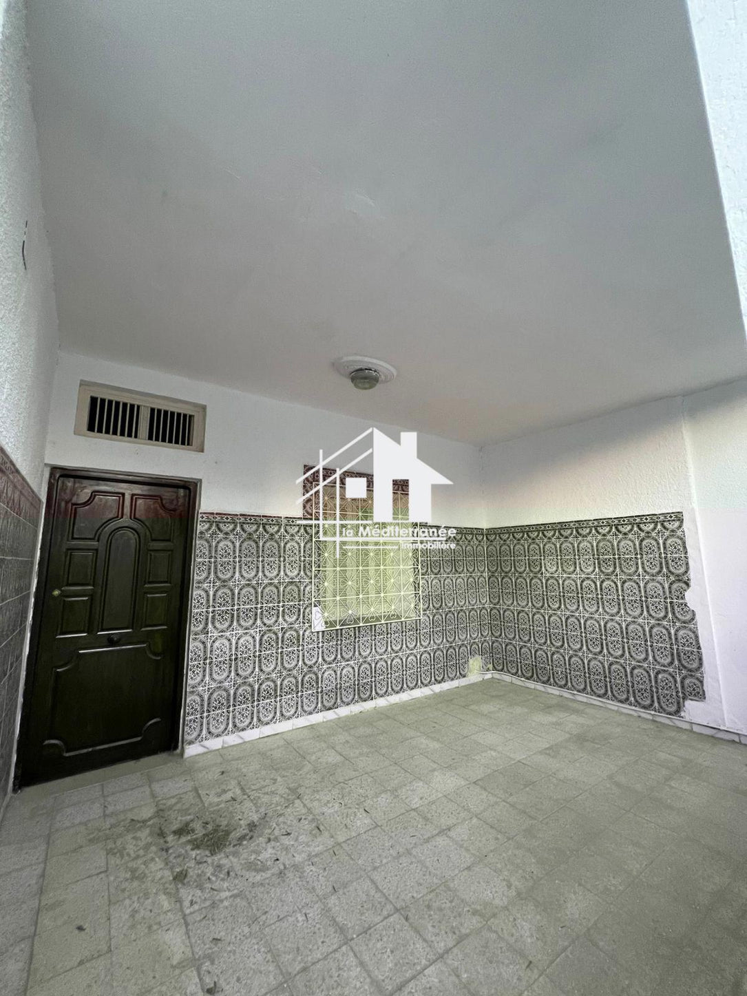 a louer rdc s3 indépendant à rue tunis bardo