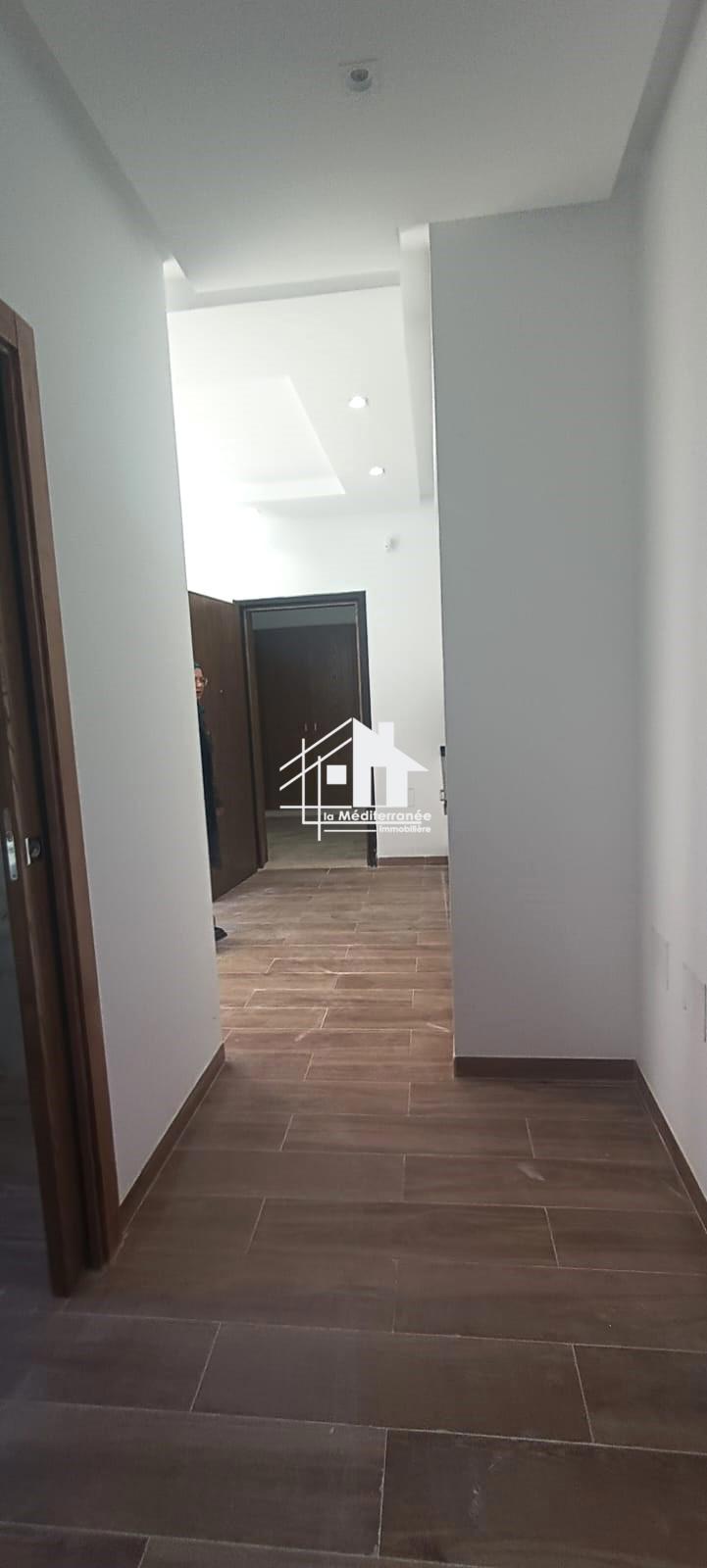 A louer appartement S+1 à Chotrana 1