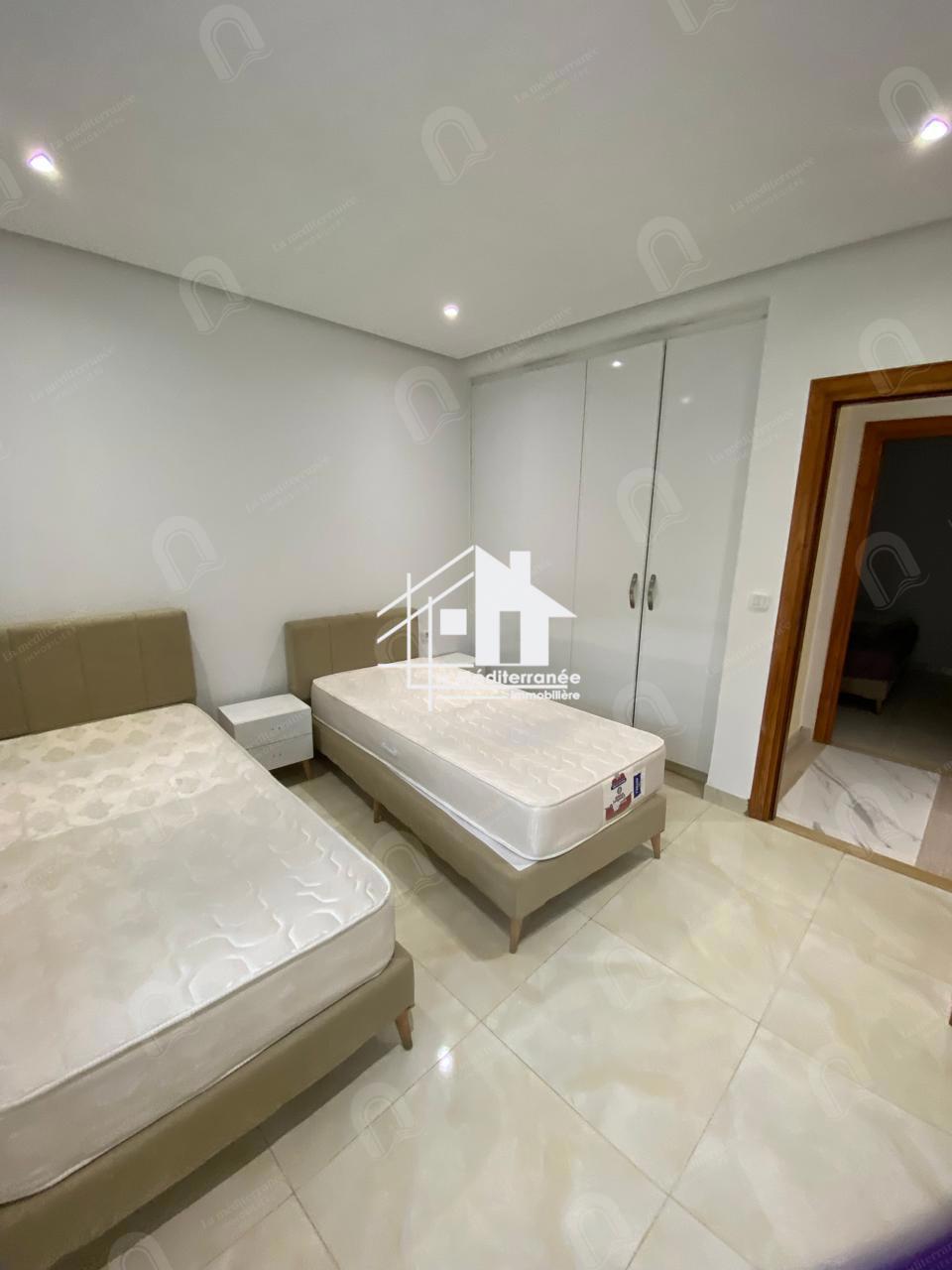 A vendre appartement S+3 Hst Rdc au bardo