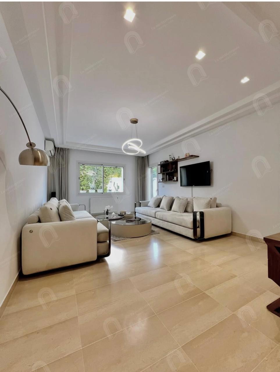 À vendre – Appartement S+3 avec jardin