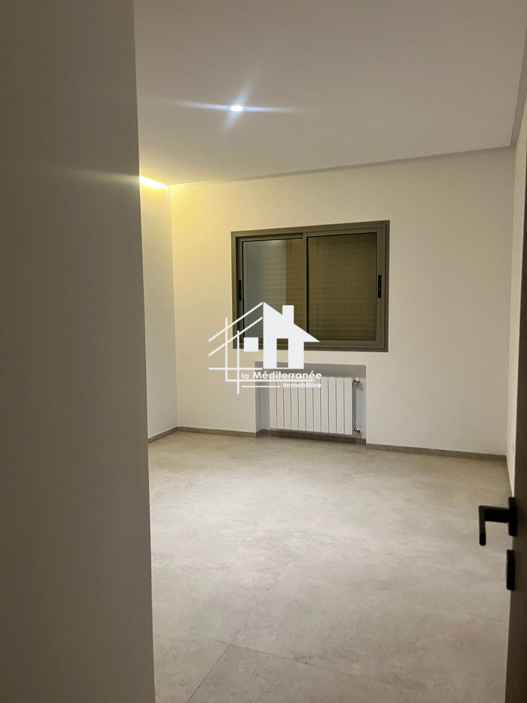 Un Appartement S+2 à Ain Zaghouan Nord