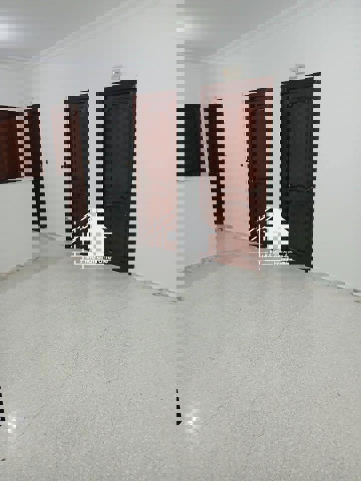 A louer étage de villa S+3 au Bardo 2