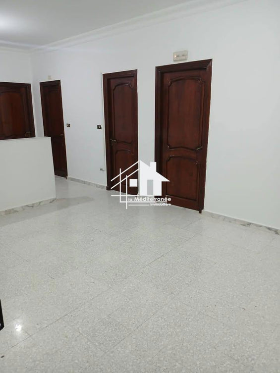 A louer étage de villa S+3 au Bardo 2