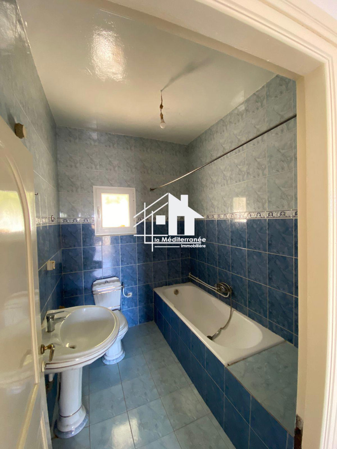 A louer étage de villa S+2 RDC à El Agba