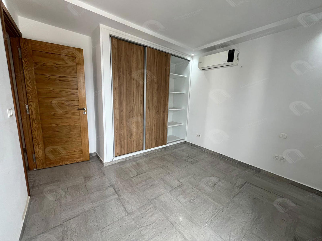 A louer duplex s+3 à La Marsa stade