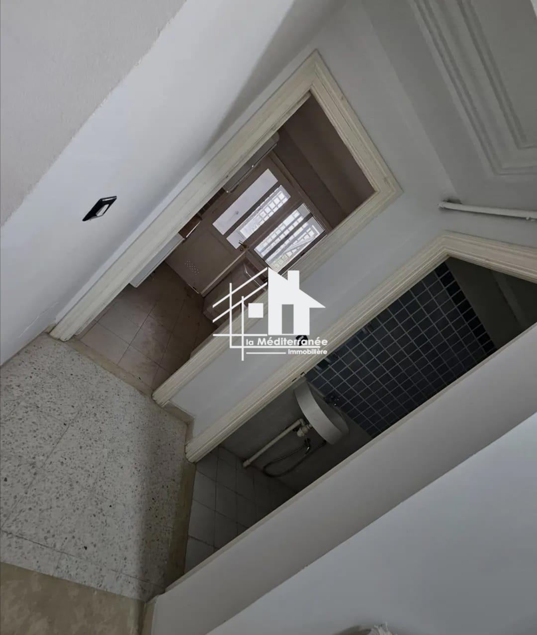 A louer appartement S+2 hst à manouba