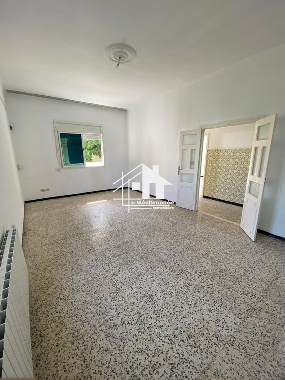 A louer étage de villa S+3 au Bardo