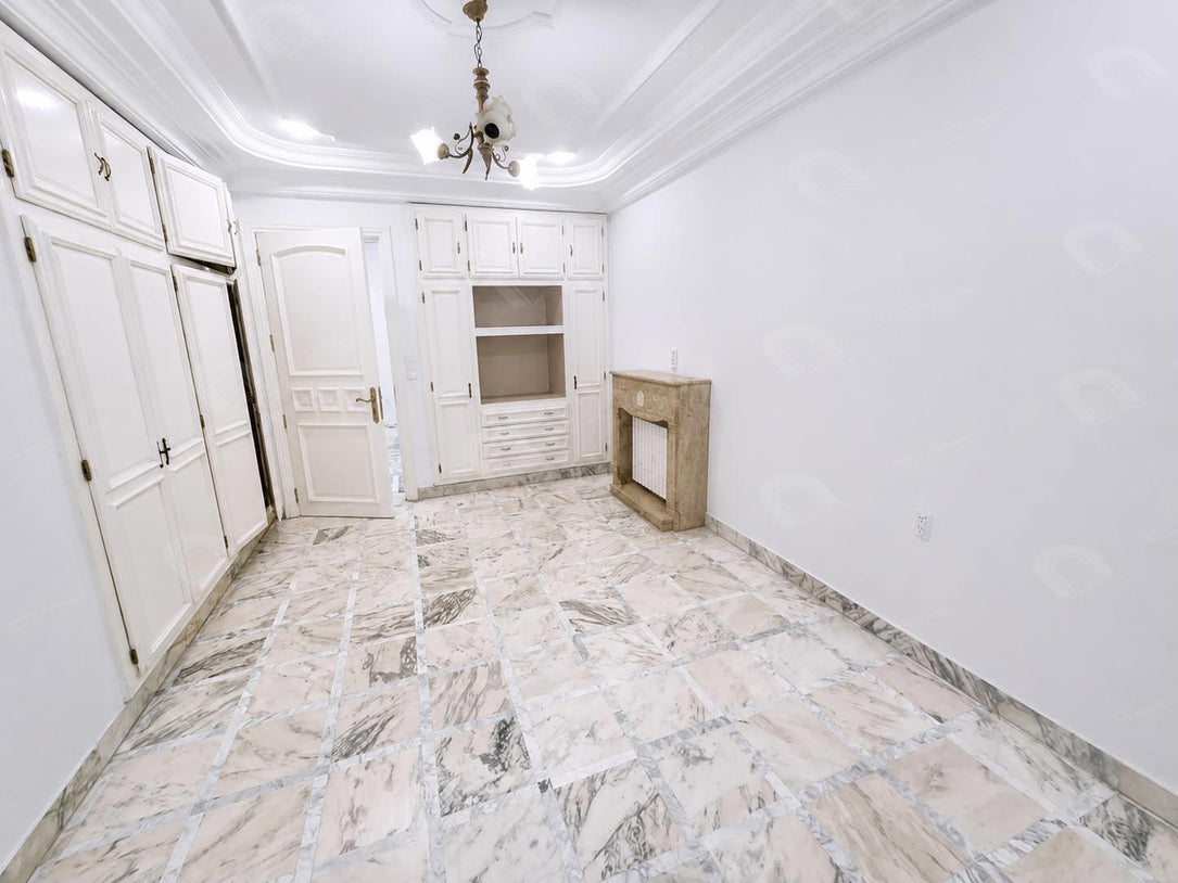 A louer un appartement S+3 hst à denden
