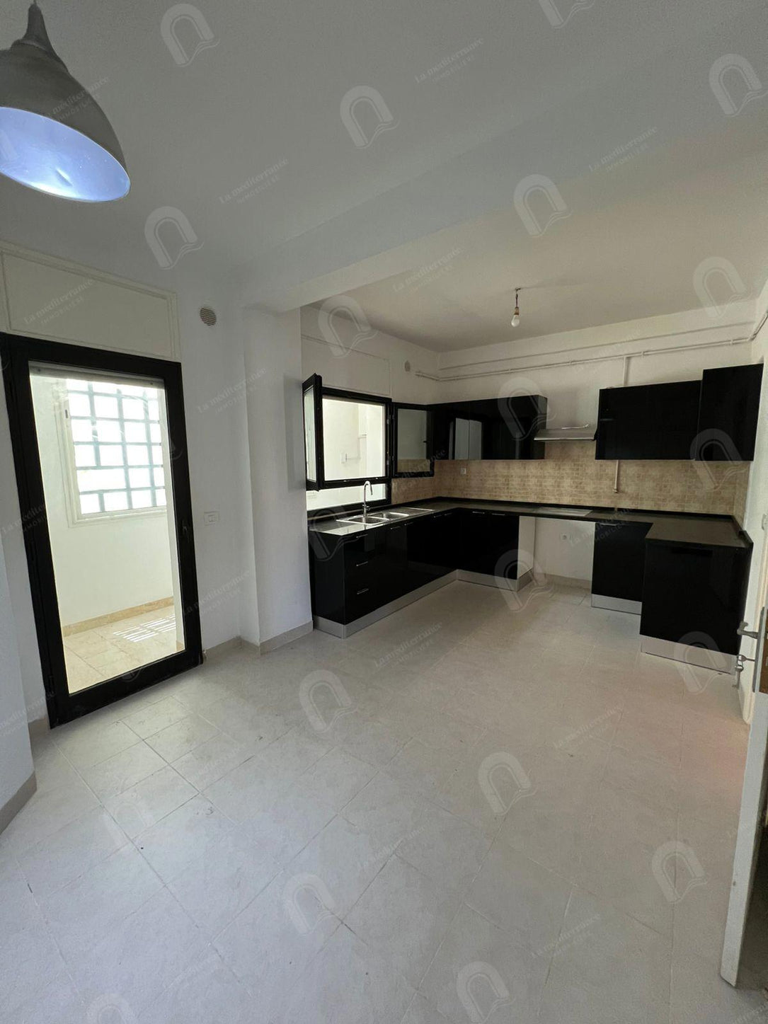 A vendre duplex S3 à l'aouina