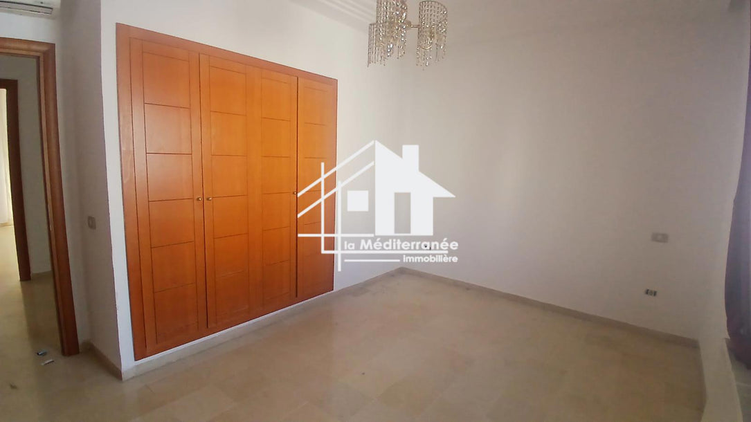 A louer un appartement S+2 aux jardins de carthage