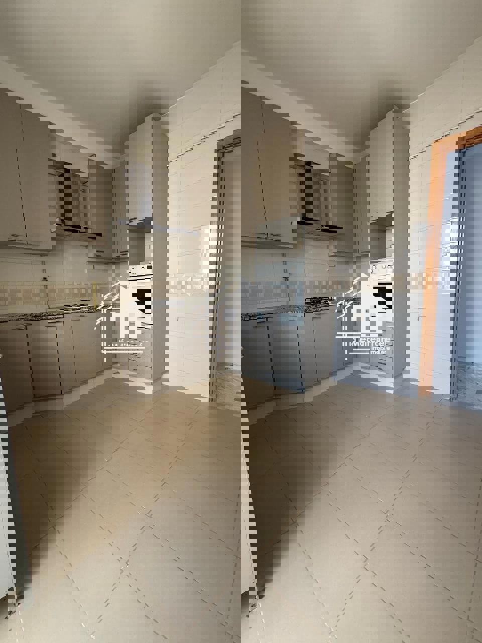 Un appartement S+3 à Jardins de Carthage
