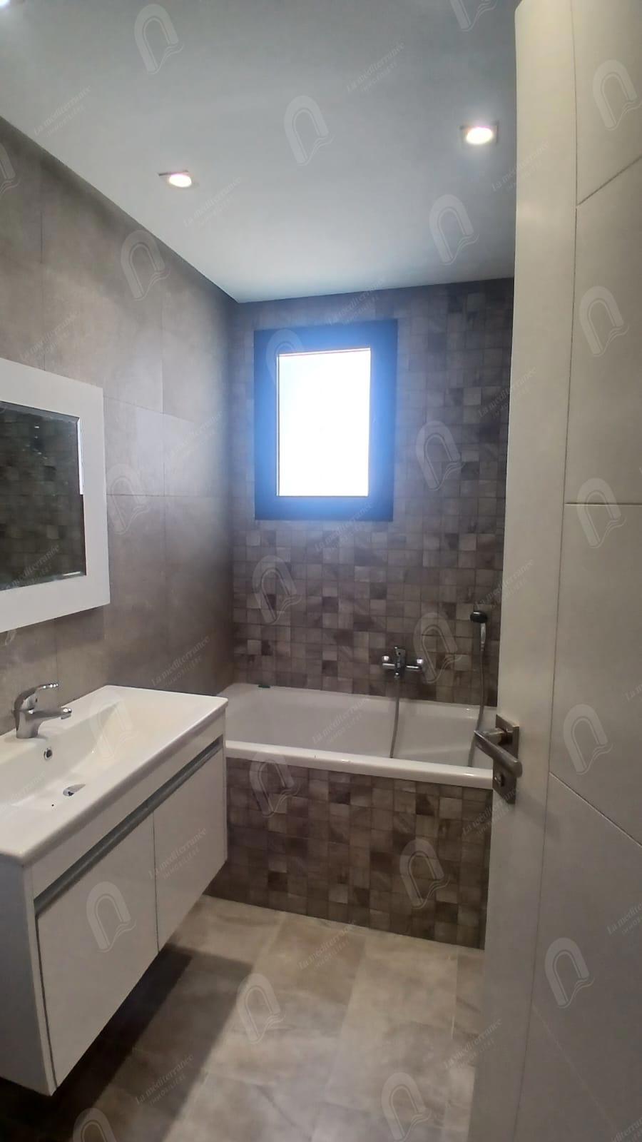 Appartement S+3 aux jardins de carthage
