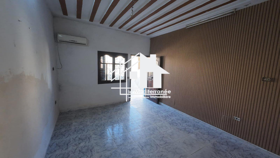 A louer étage de villa s+2 au bardo
