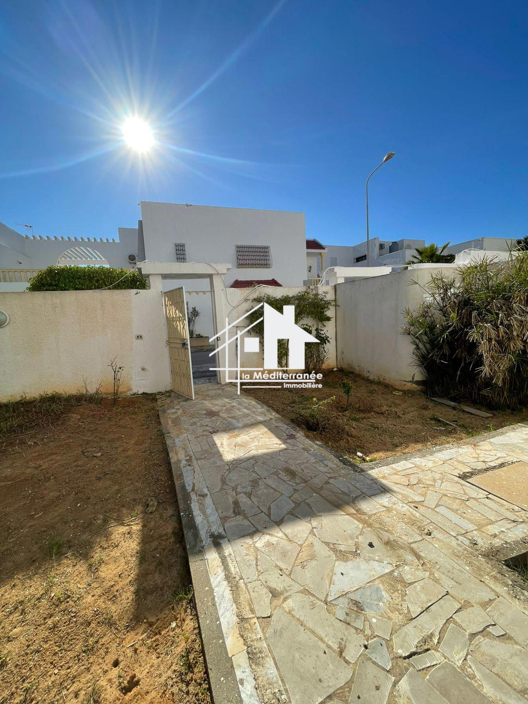 A louer S+1 a ennaser 2