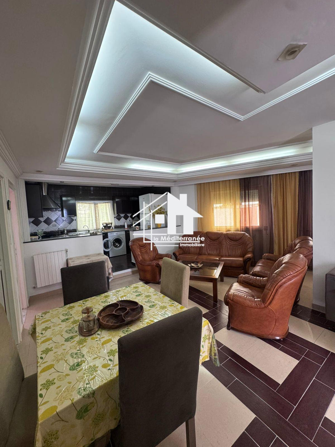 A vendre une villa 2S+5 au bardo