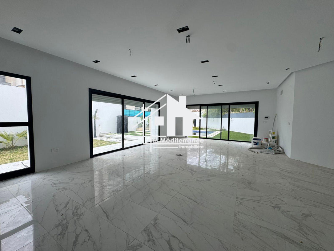 villa s+4 aux berges du lac 2