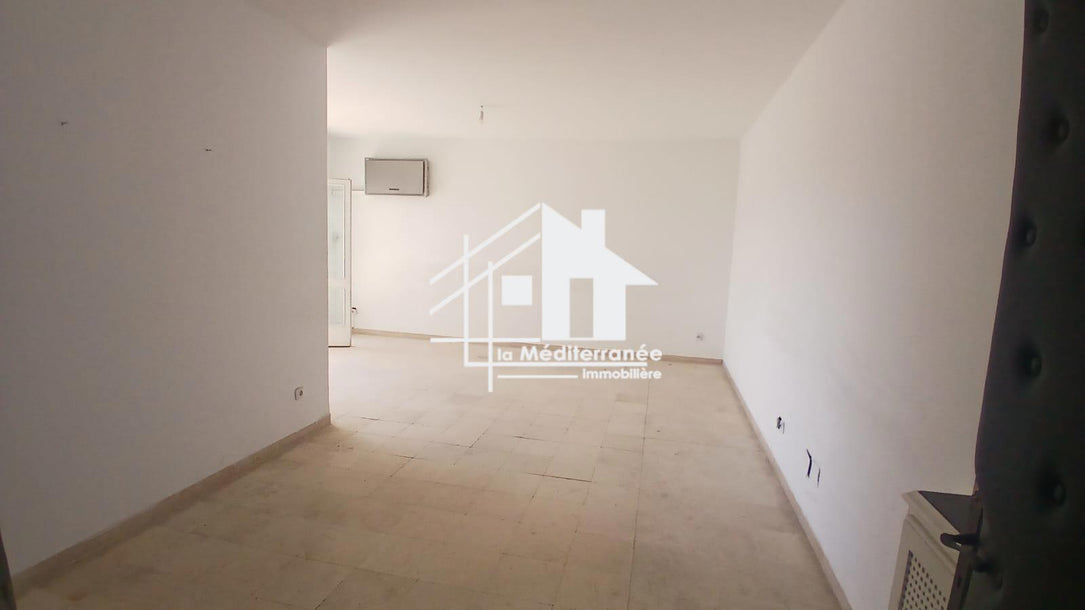 un appartement S+3 aux berges du lac 1