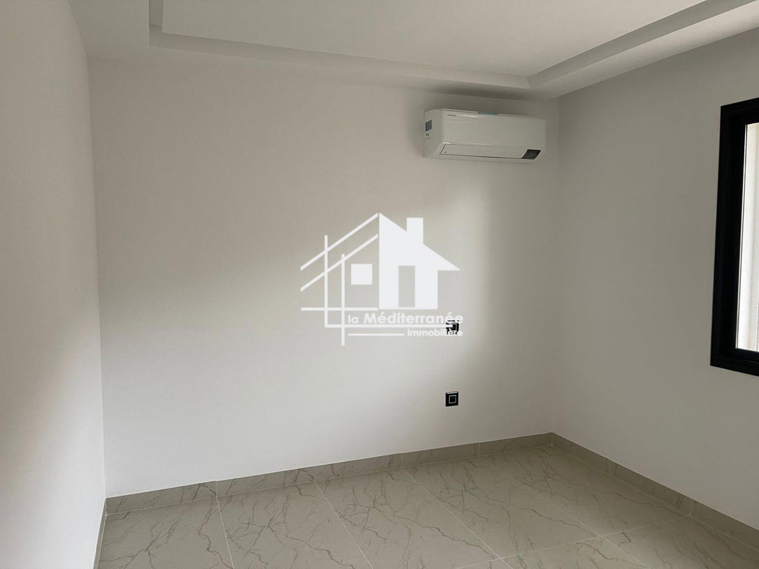 A vendre s+2 a menzeh 9C