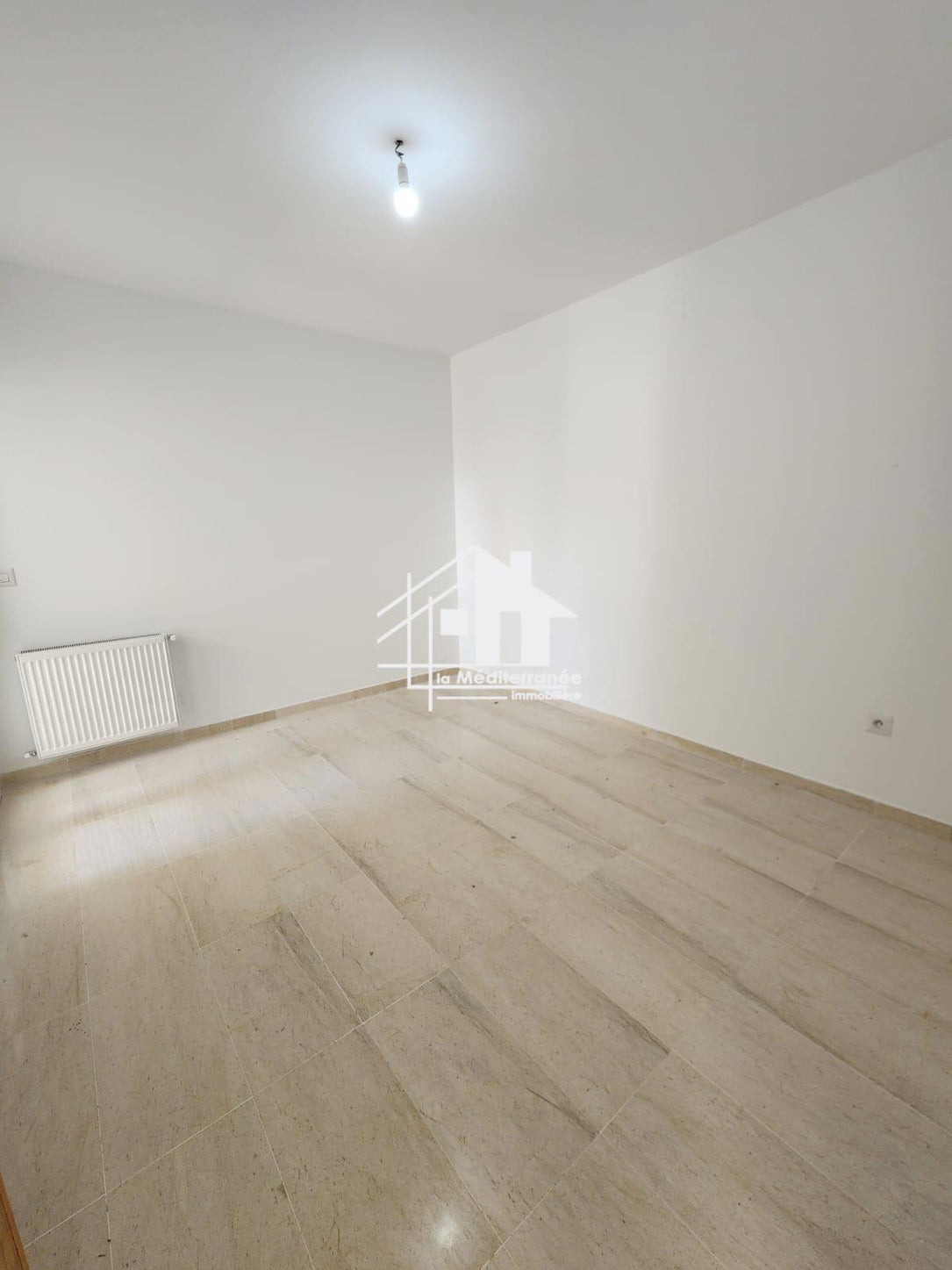 A louer S1 avec jardin à la soukra