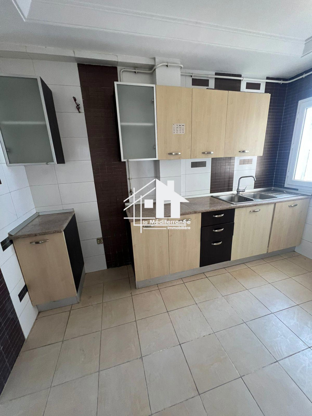 A louer appartement s2 au Bardo