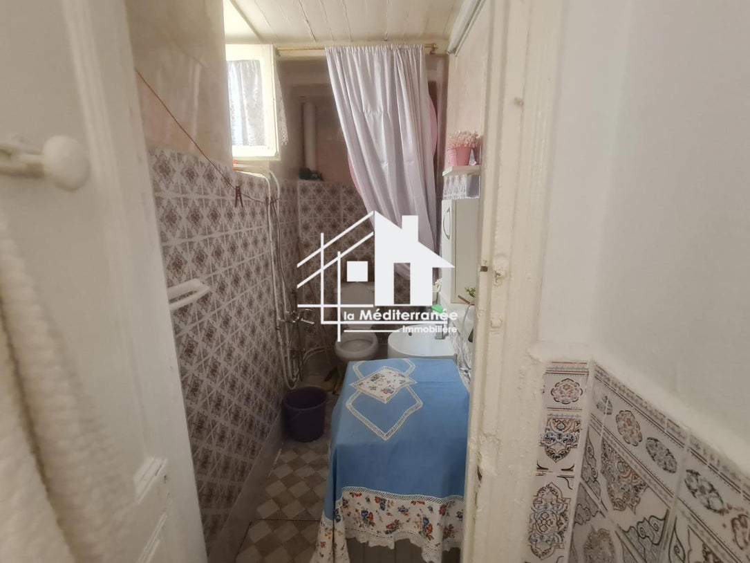 A vendre appartement s2 au Centre ville Tunis