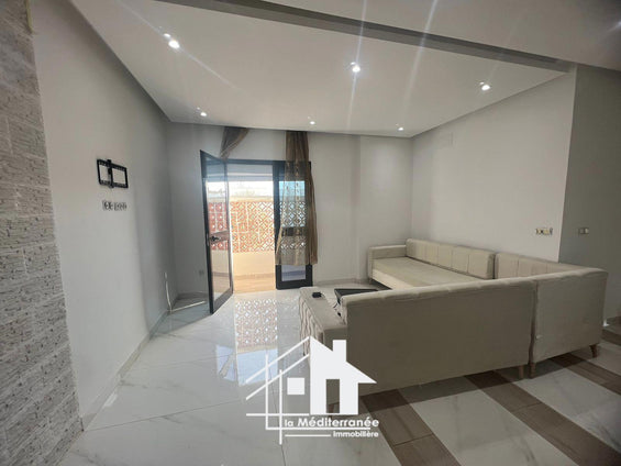 A louer appartement s3 vide hst au Bardo