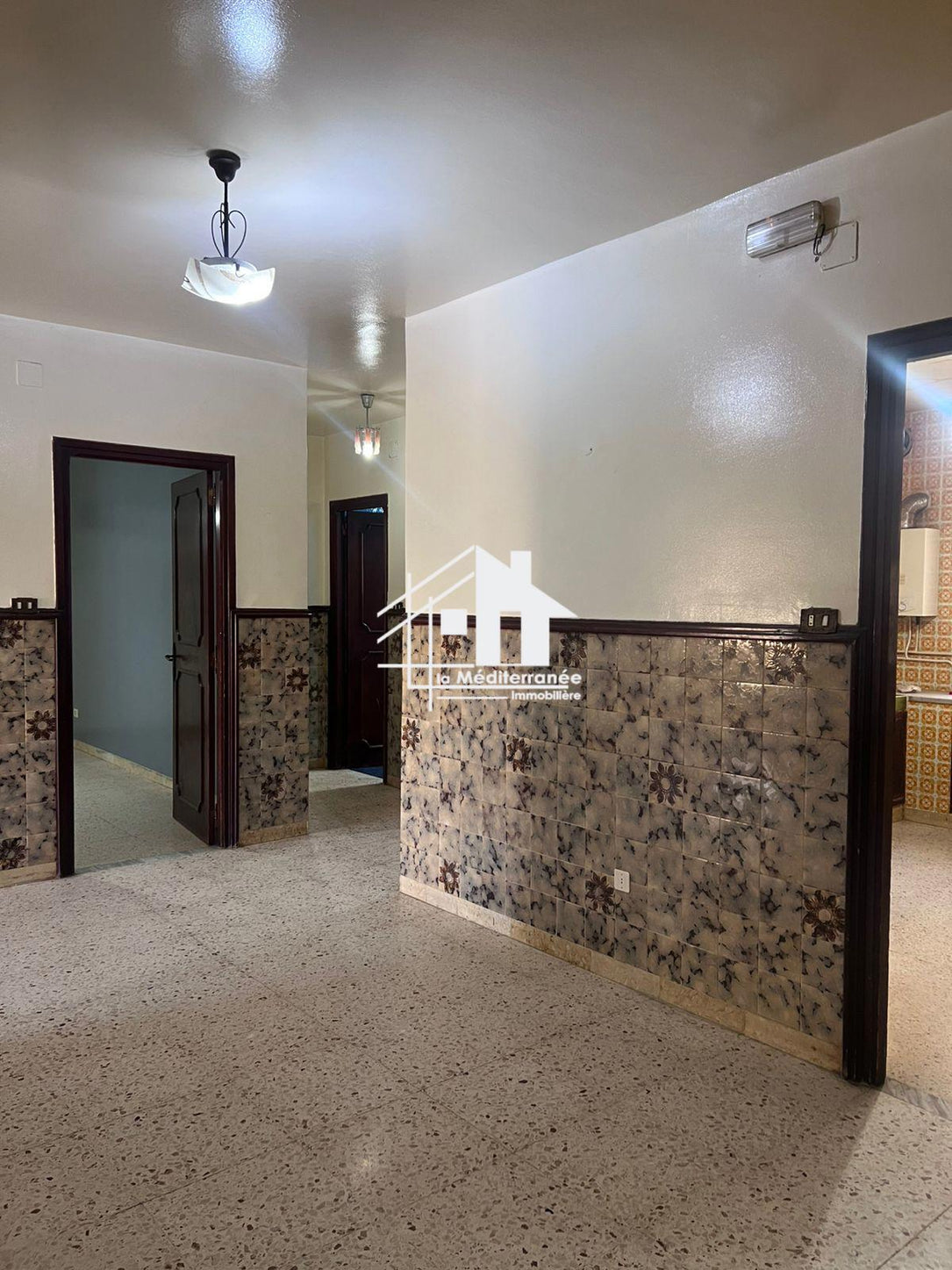 A louer étage de villa 2S+4 AU BARDO