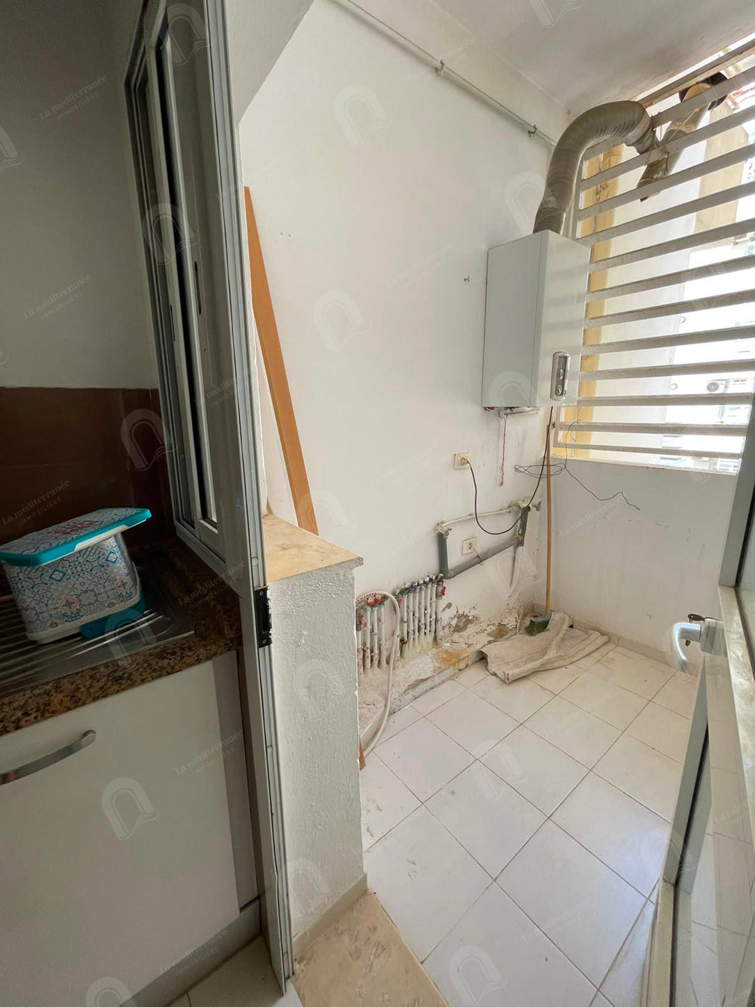 a vendre  un appartement s+2  jardin el menzeh 2
