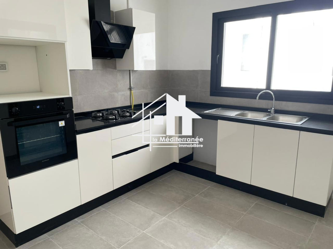 A louer s2 vide à jardin de Carthage