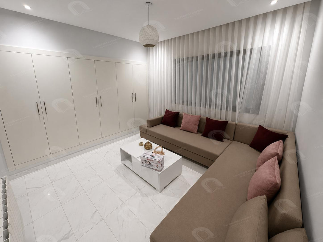 à louer un appartement s+3 meublé à cité Ennasr