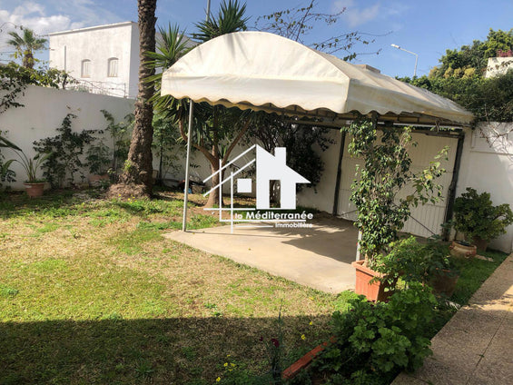 A louer villa S+3 vide à cité el khalil la Marsa