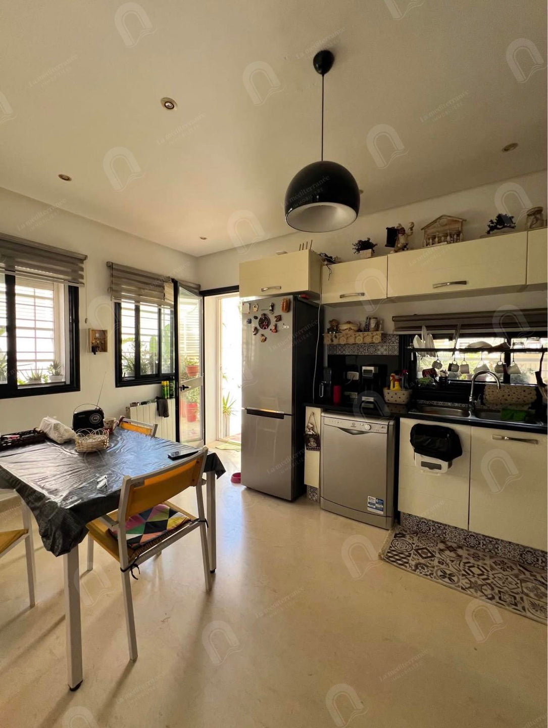 À vendre villa jumelée à chotrana 1