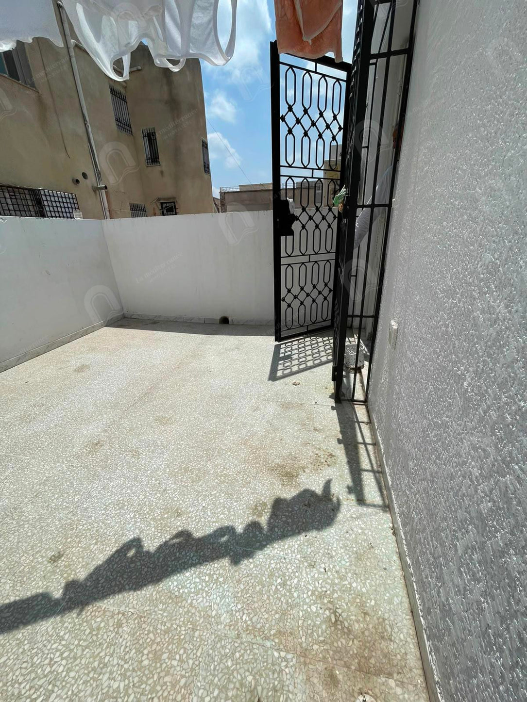 A vendre étage de villa 2S+2 Hst au bardo hedi haker