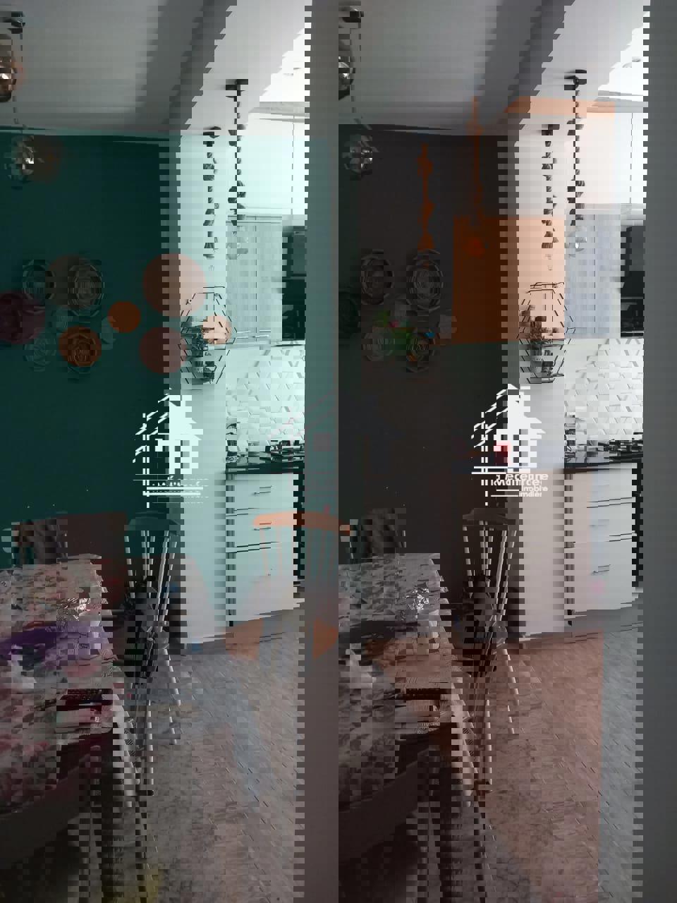 A louer étage de villa S+3 RDC meublé