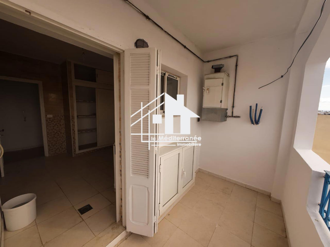 A louer étage de villa S+4 à manouba