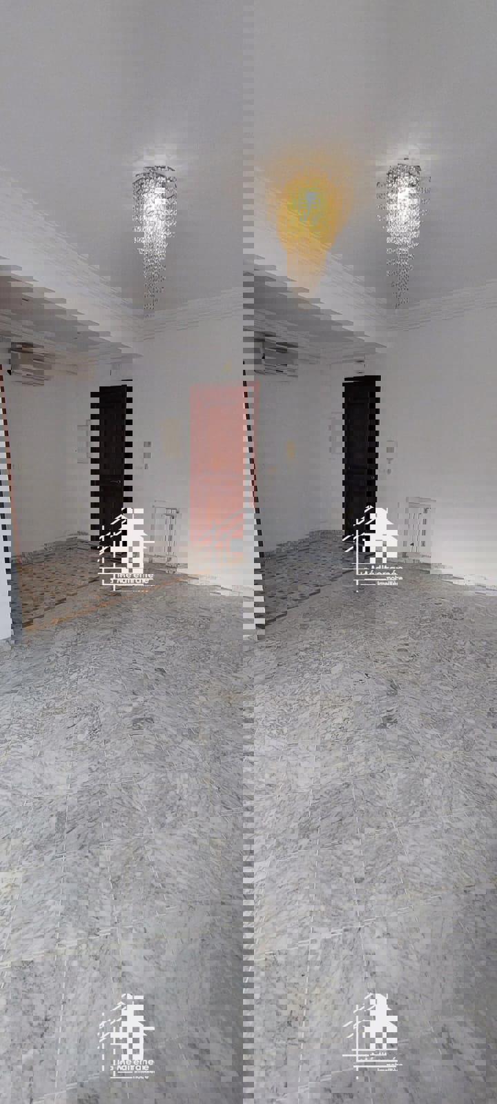 A louer S2 avec jardin à sidi daoud