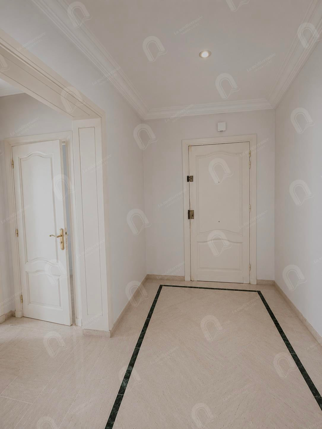 À louer appartement S+3 au bardo