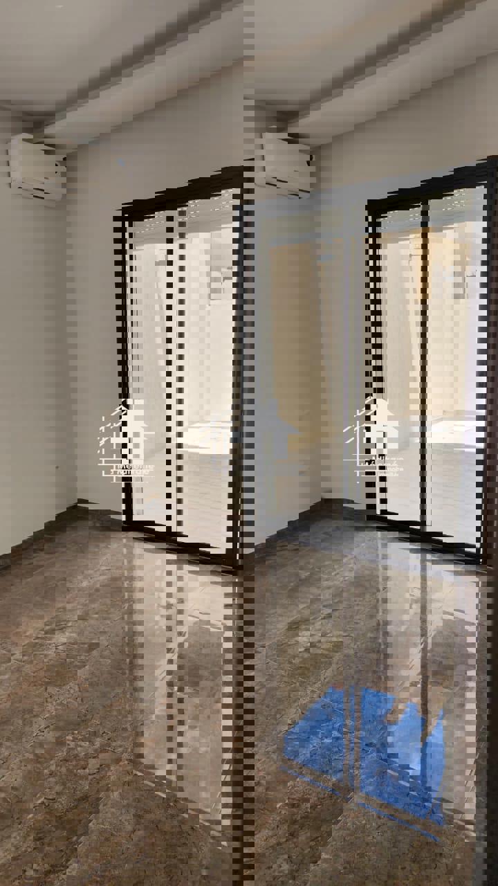 A vendre des Appartements S+1 direct promoteur à Ennasr
