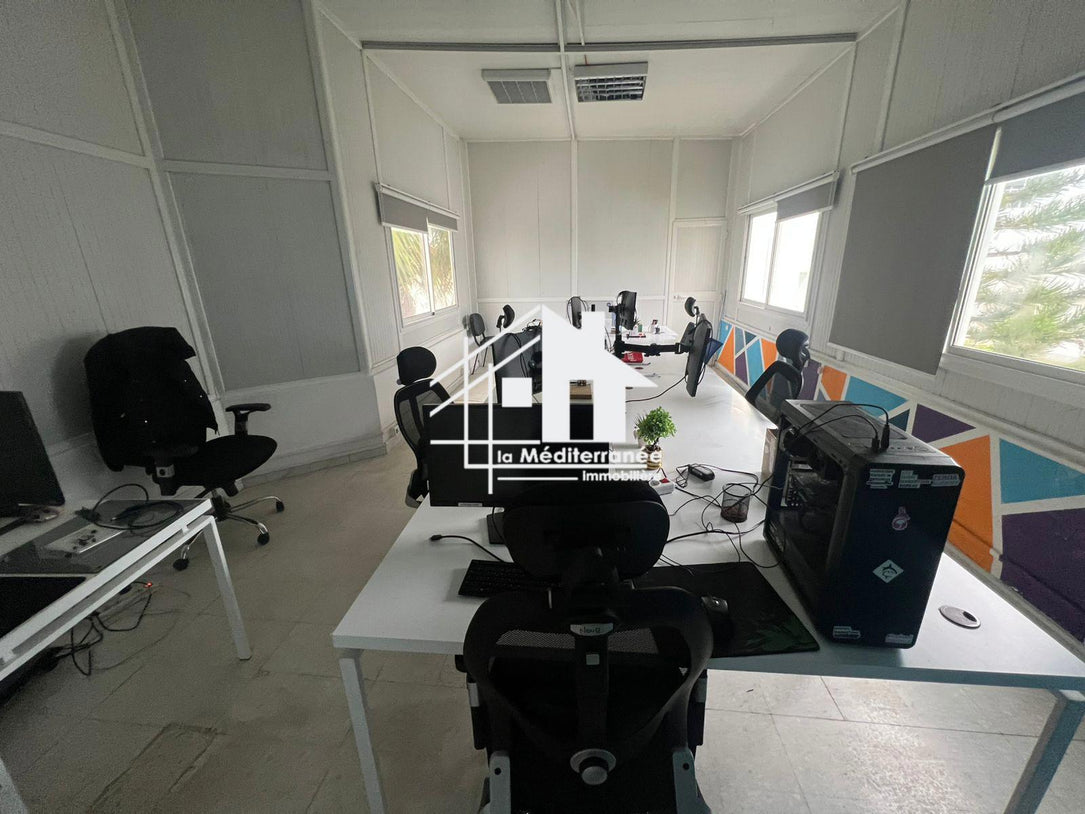 A louer villa S12 au lac1 à usage bureautique