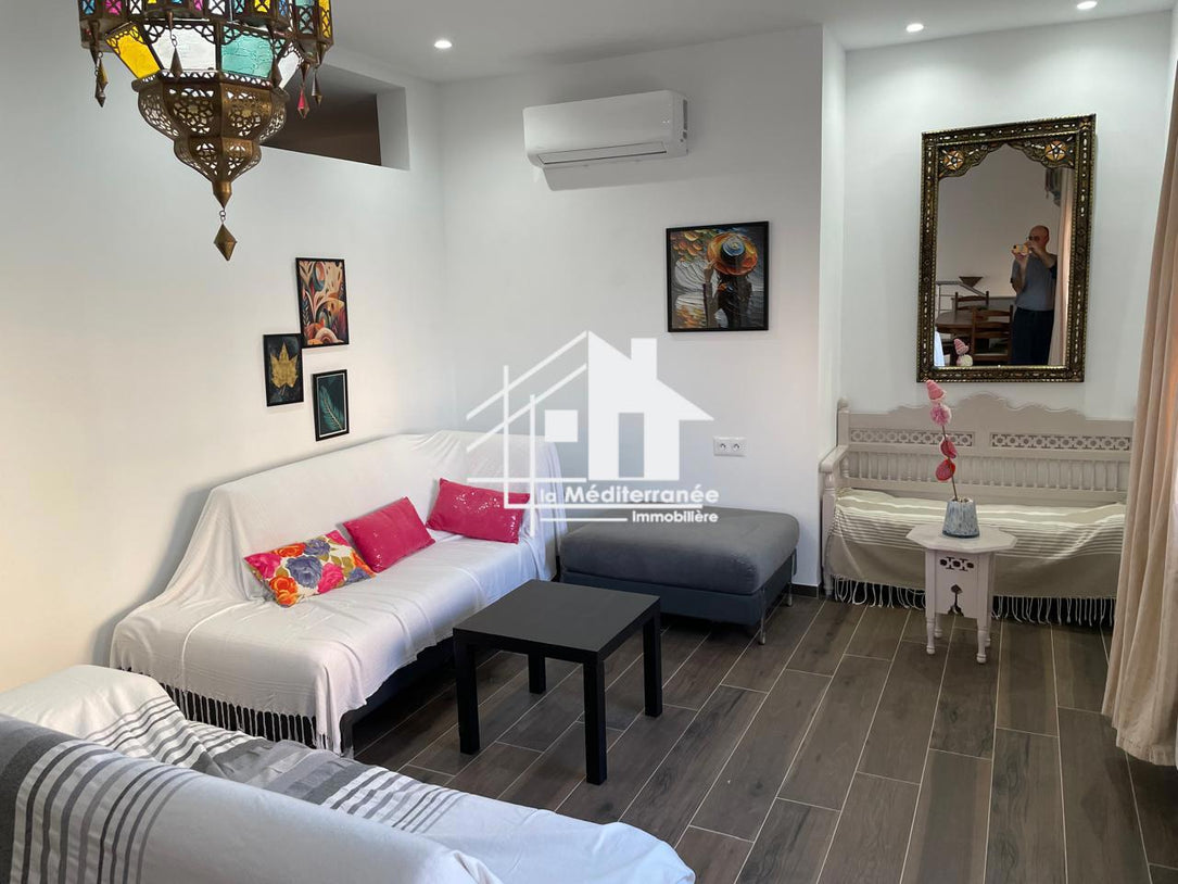 A louer etage de villa S+3 à ain zaghouan nord