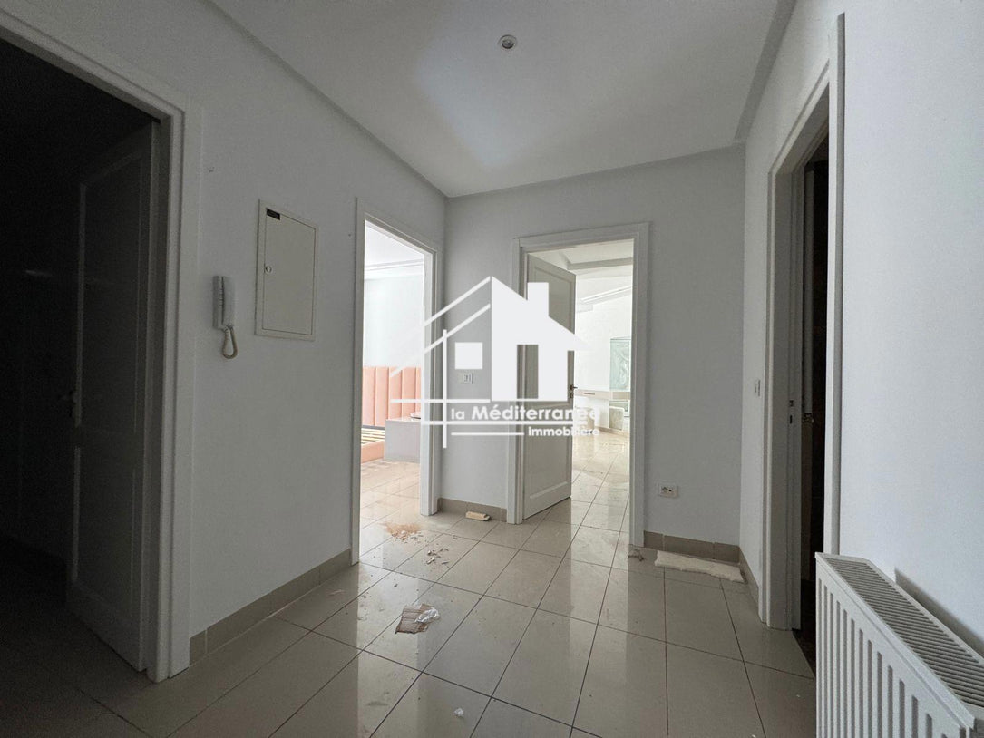 Un magnifique Duplex S+3 meublé  à Jardins de Carthage