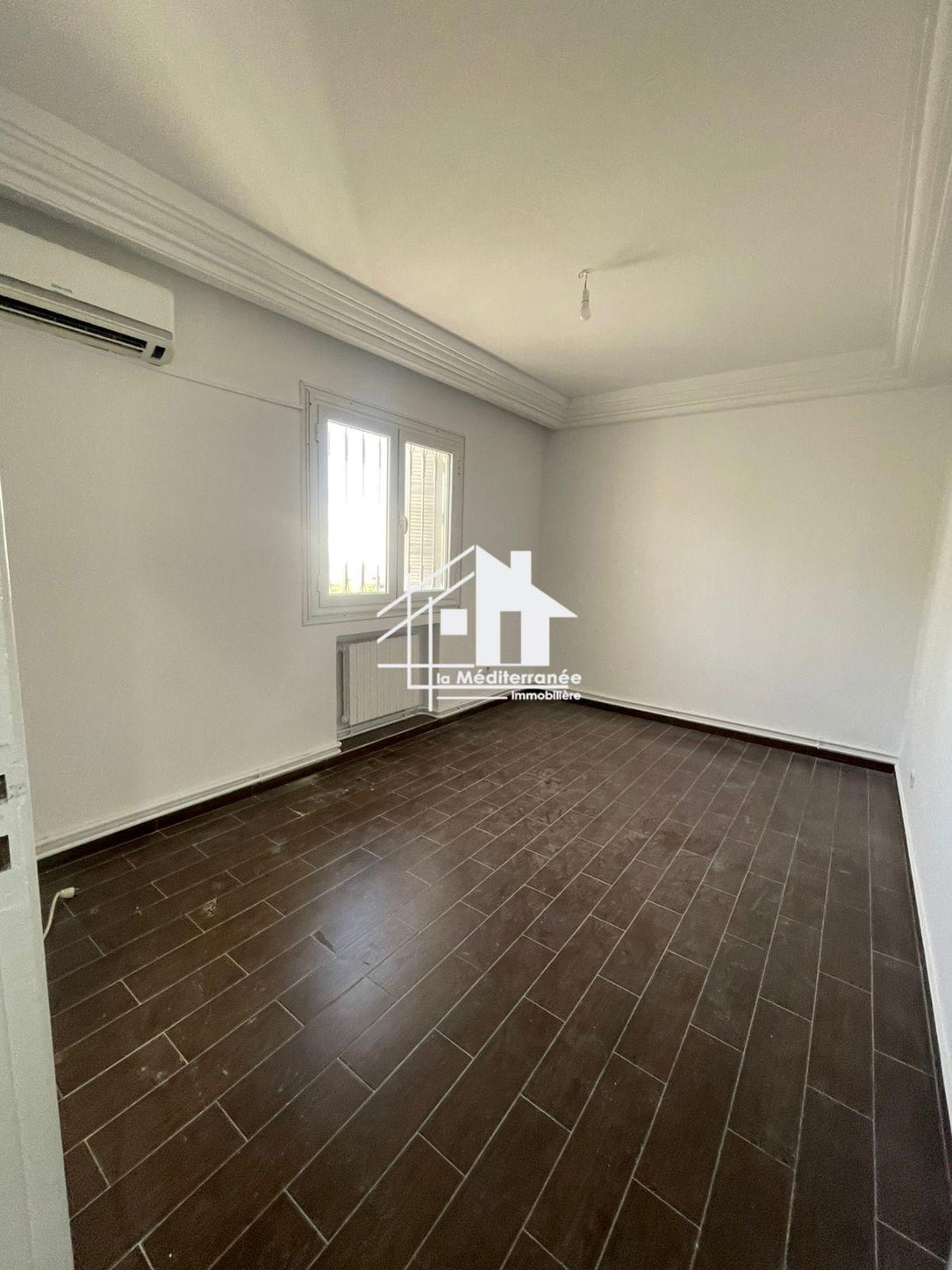 A louer un appartement s+3 à Manzeh 9B