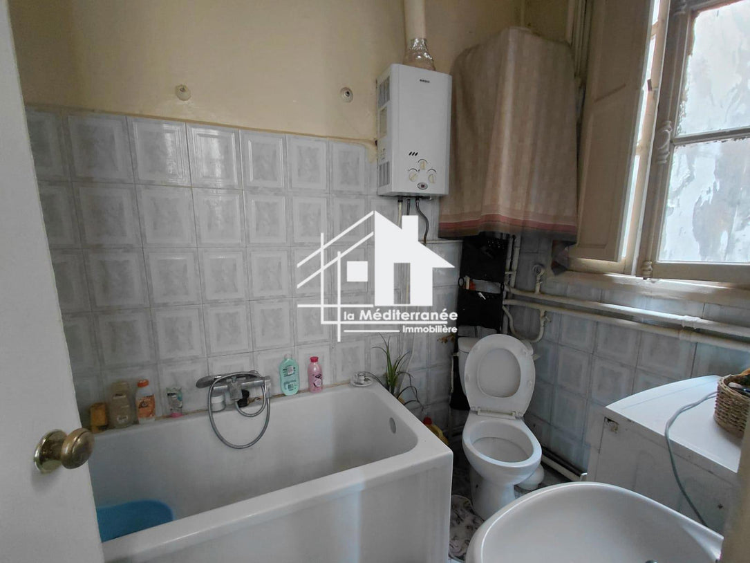 A vendre appartement s2 au centre ville Tunis