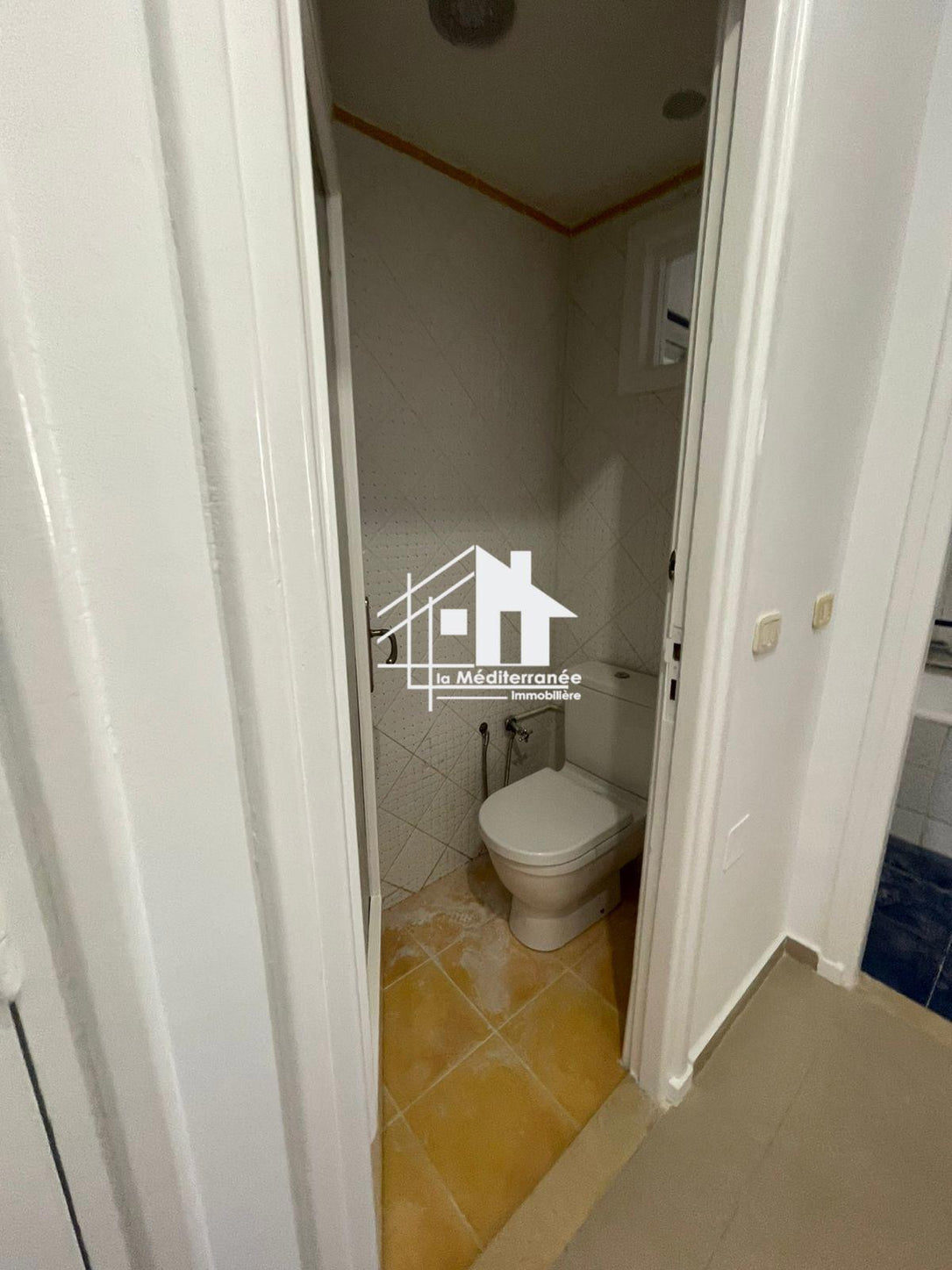 A louer un appartement s+3 à Manzeh 9B