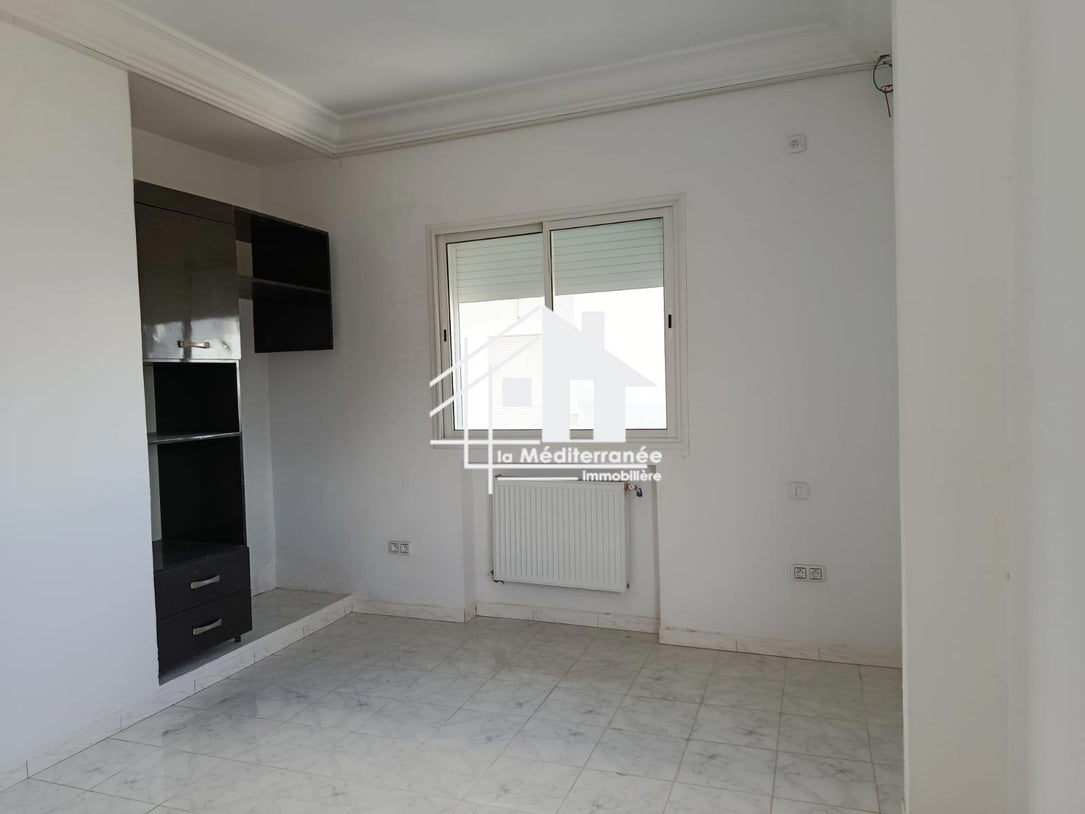 Un appartement s+3 aux  jardins de Carthage
